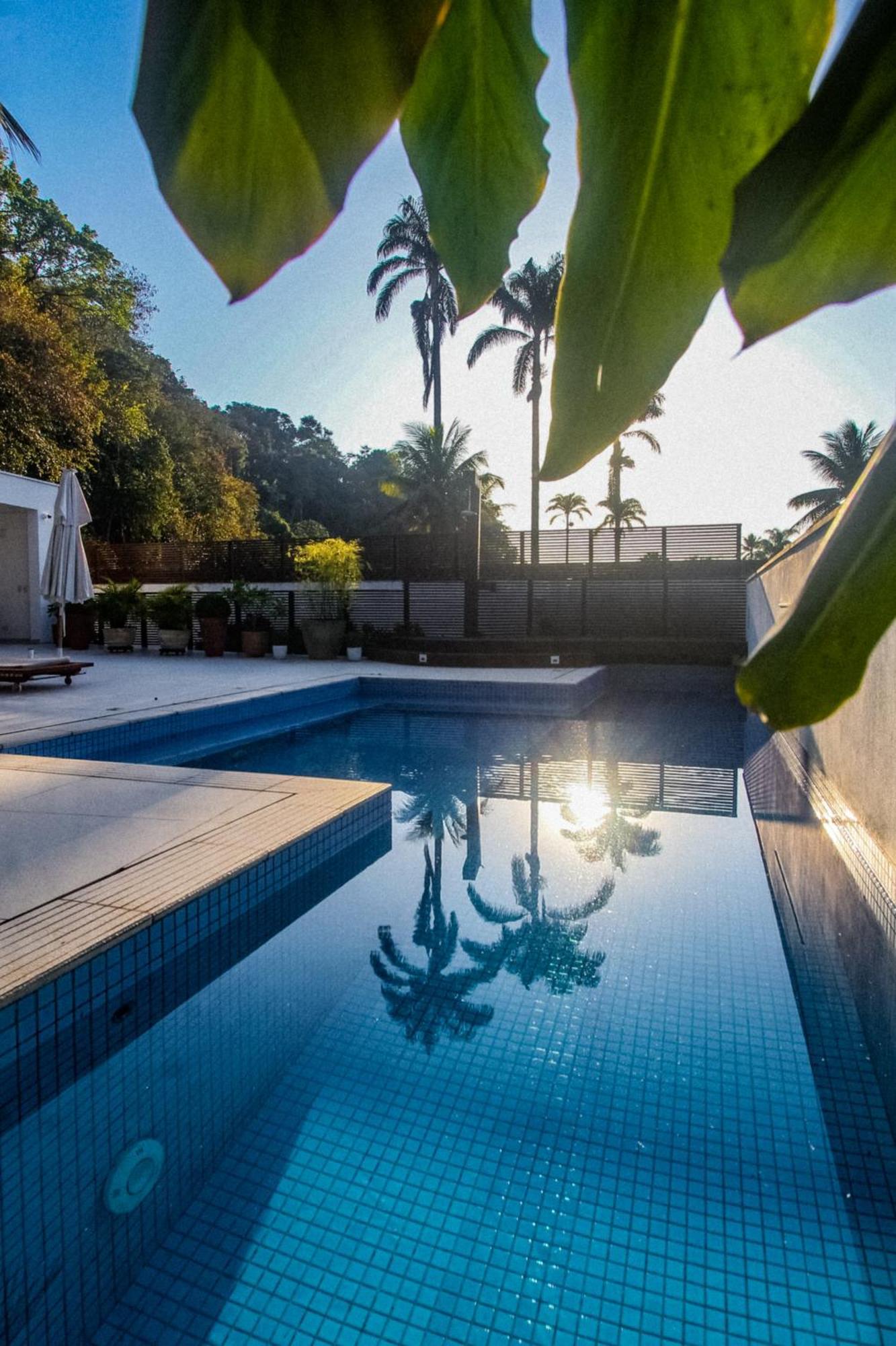 Tropical Contemporary Suites Araquari Exteriör bild