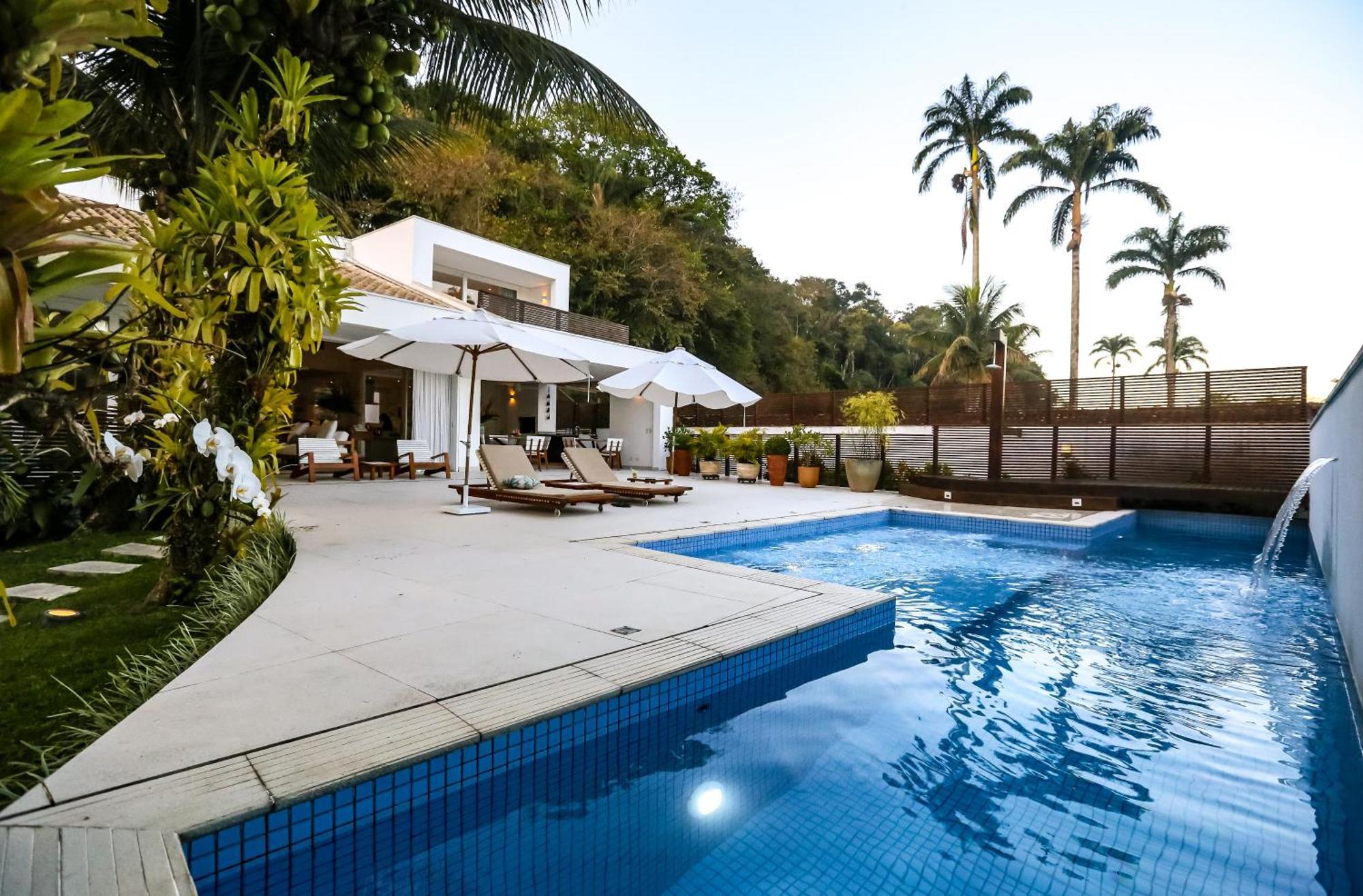 Tropical Contemporary Suites Araquari Exteriör bild