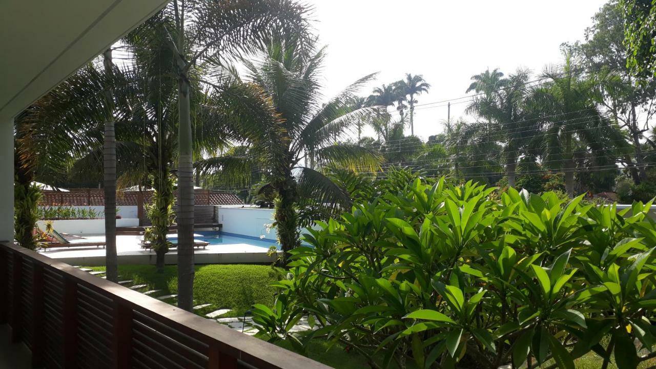 Tropical Contemporary Suites Araquari Exteriör bild